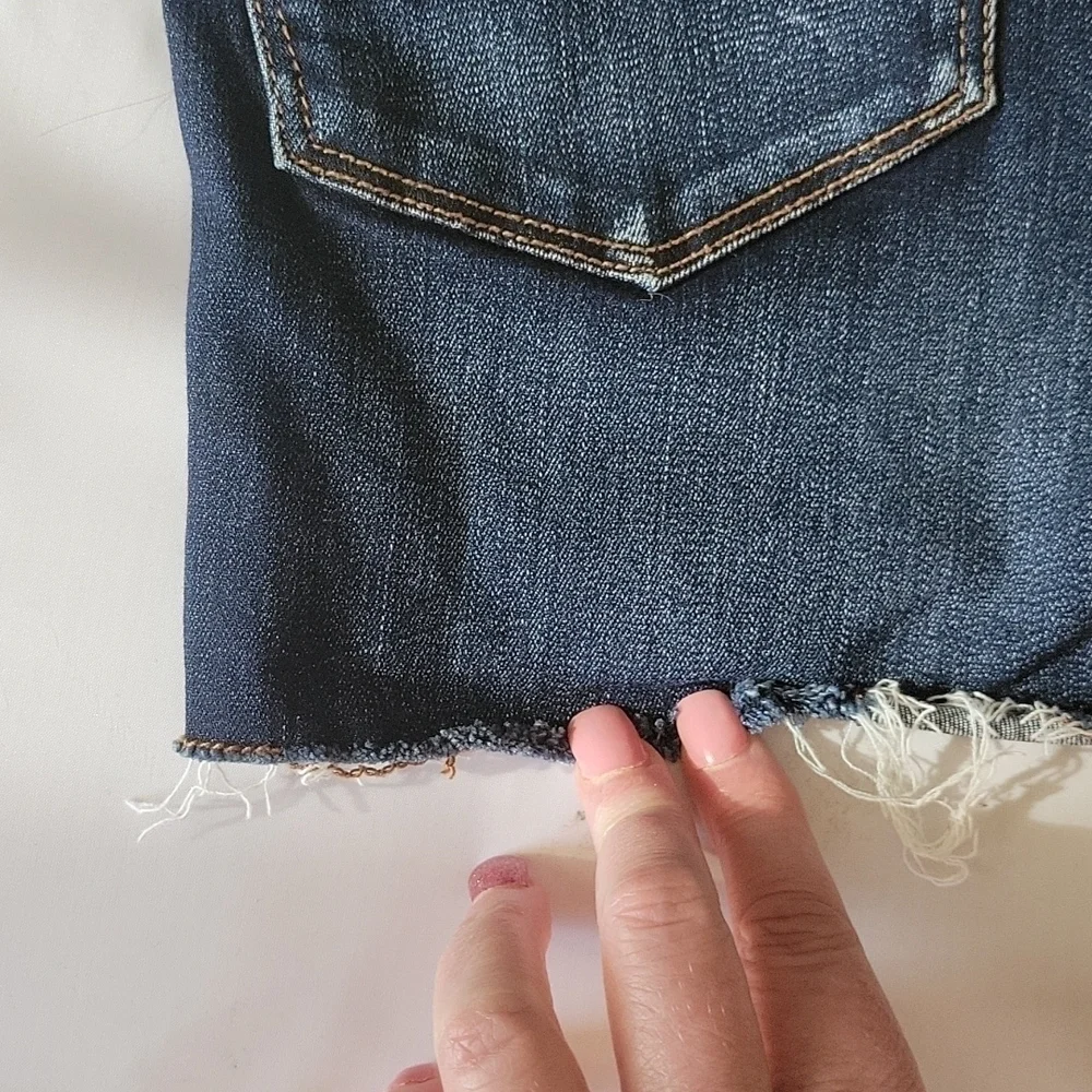 AMERICAN EAGLE High-Rise Shortie Super Stretch Denim Jean Shorts 2. - Picture 7 of 7